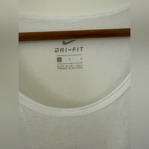Nike Dri-fit Cool Short Heathered Sheer Short Sleeve, size large. - Picture 7 of 7